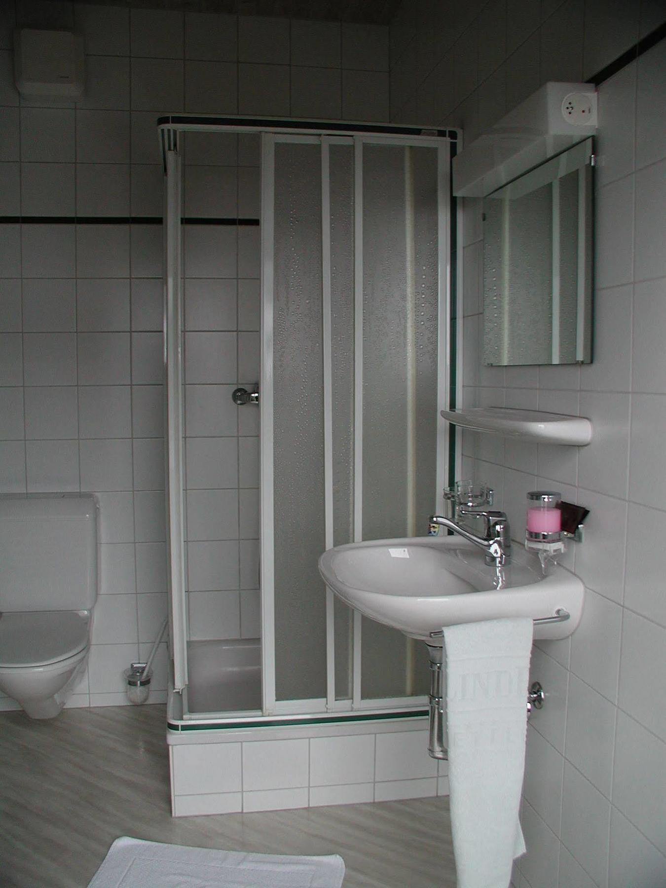 Seminarhotel Linde Stettlen Ngoại thất bức ảnh